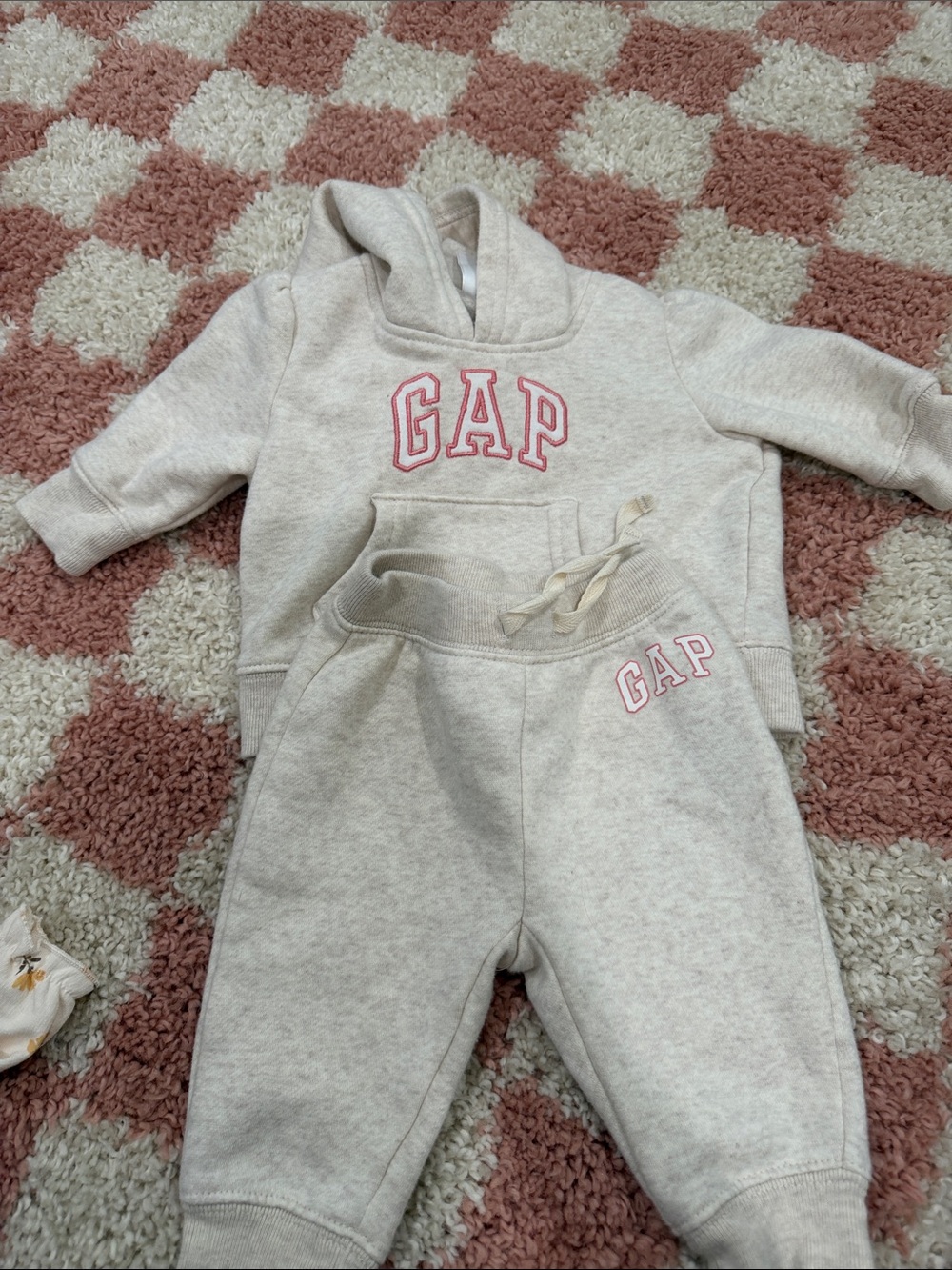 GAP Kids Cream Sweatshirt & Joggers with Pink Logo